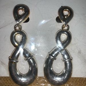 Metal silver fashion earrings